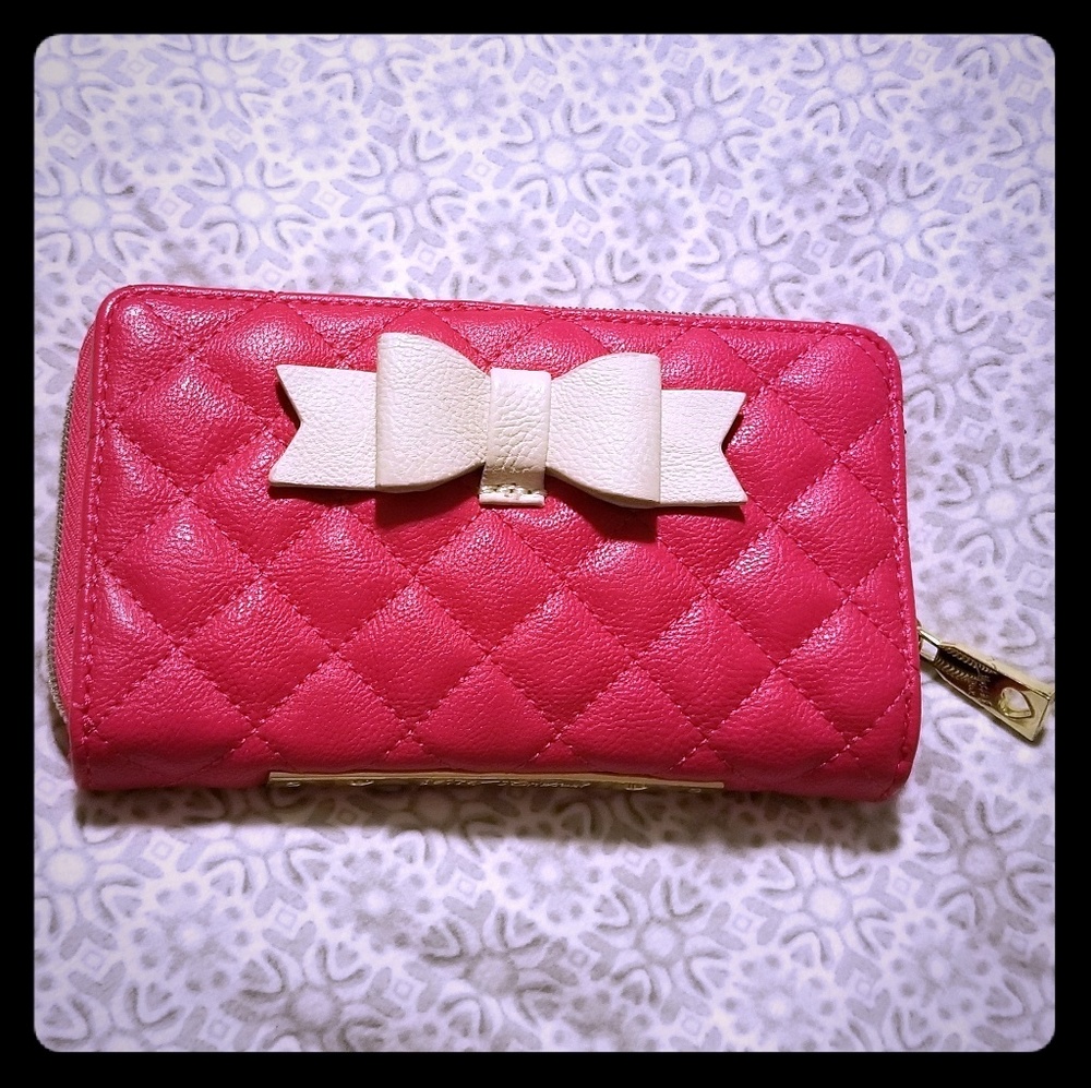 👛🤩Pink Betsey Johnson Wallet